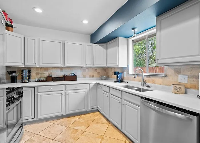 Spacious 4br W Fenced Yard Round Rock